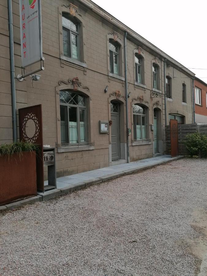 Maison D'Hote Les Notes Endormie Chambre Secrete Berzee Buitenkant foto